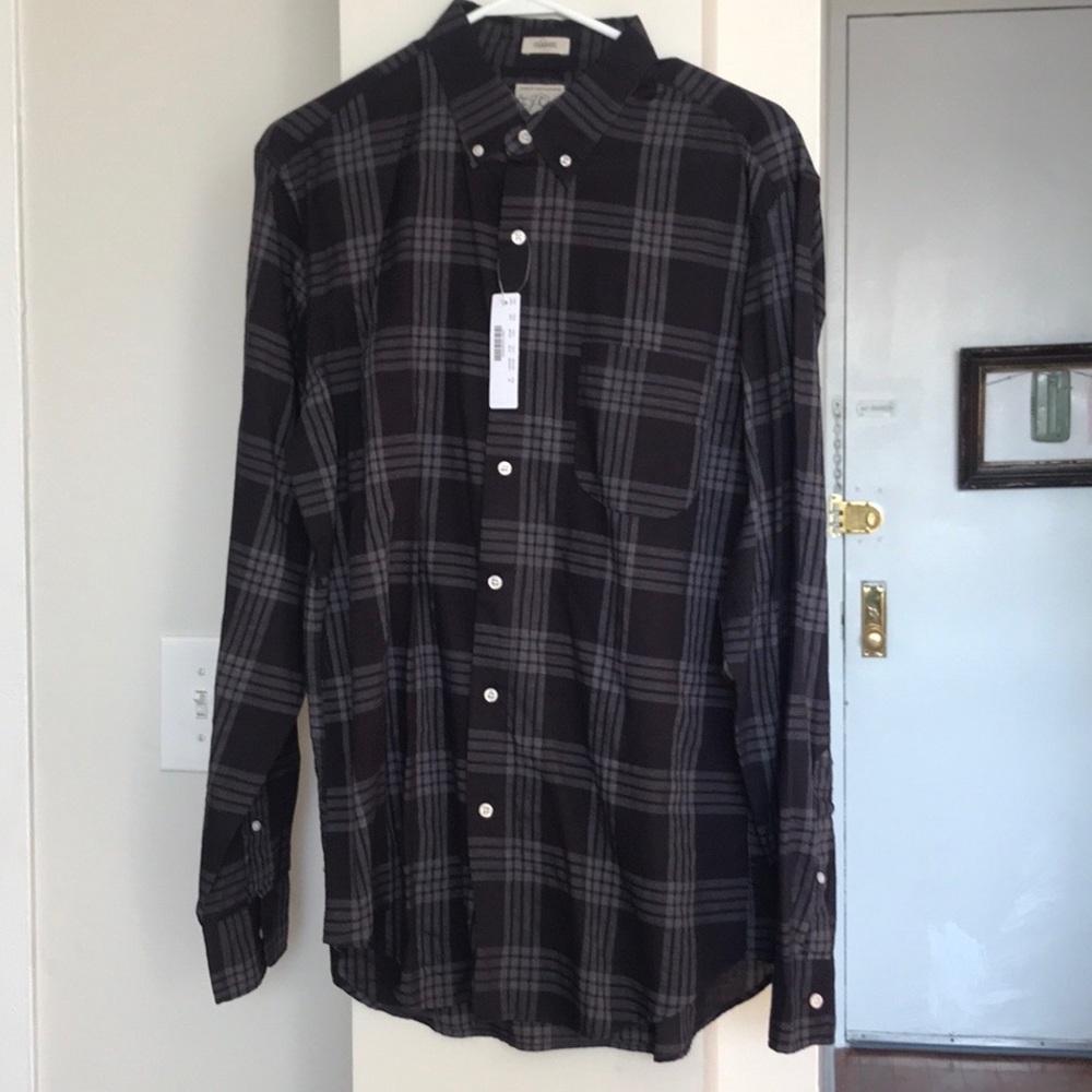 NWT Men’s J.Crew Black and Gray Plaid Button down